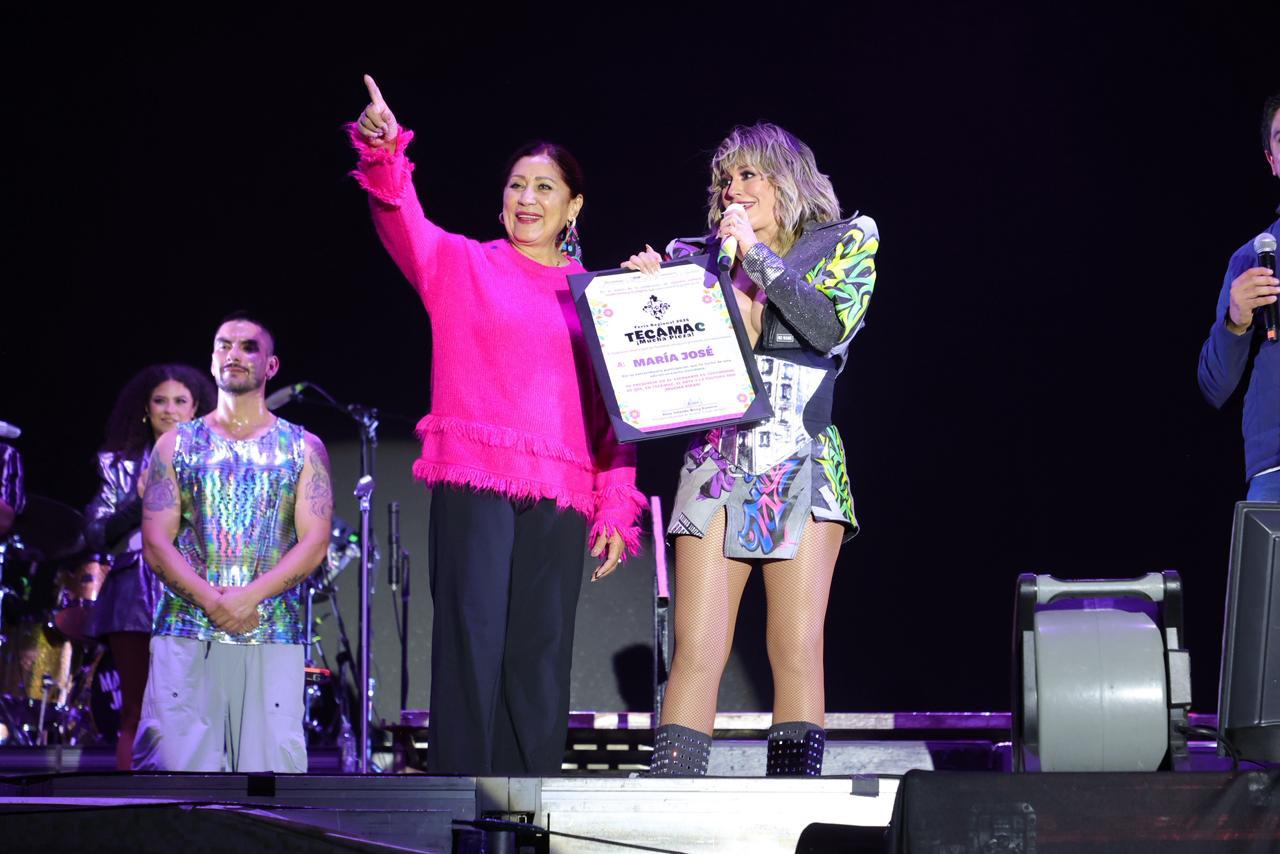 UN ESPECTÁCULO INOLVIDABLE: ARRANCAN LOS FESTEJOS DEL DÍA DE LAS MADRES CON CONCIERTO DE MARÍA JOSÉ EN LA FERIA REGIONAL 2026